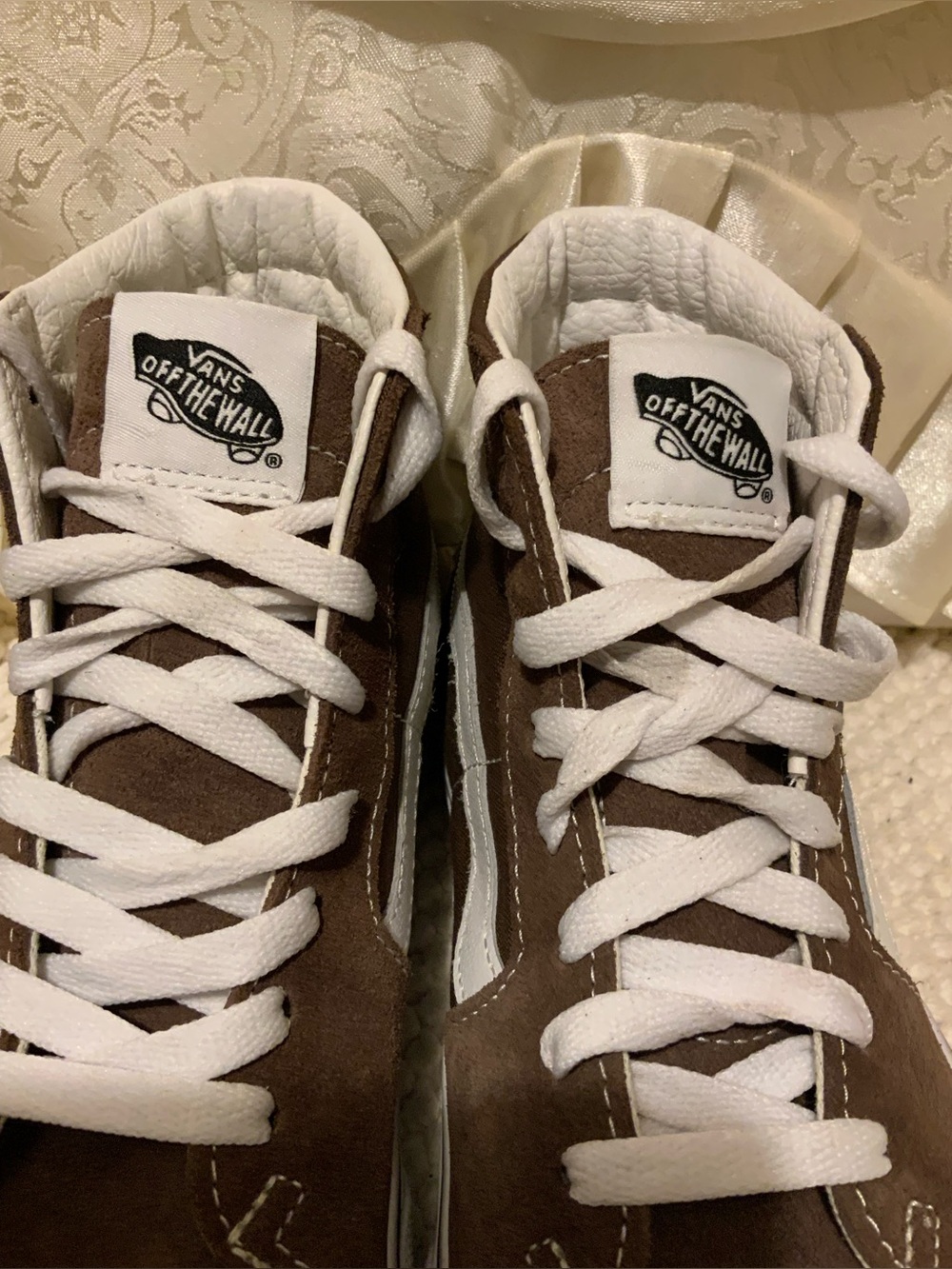VANS - Picture 5 of 11